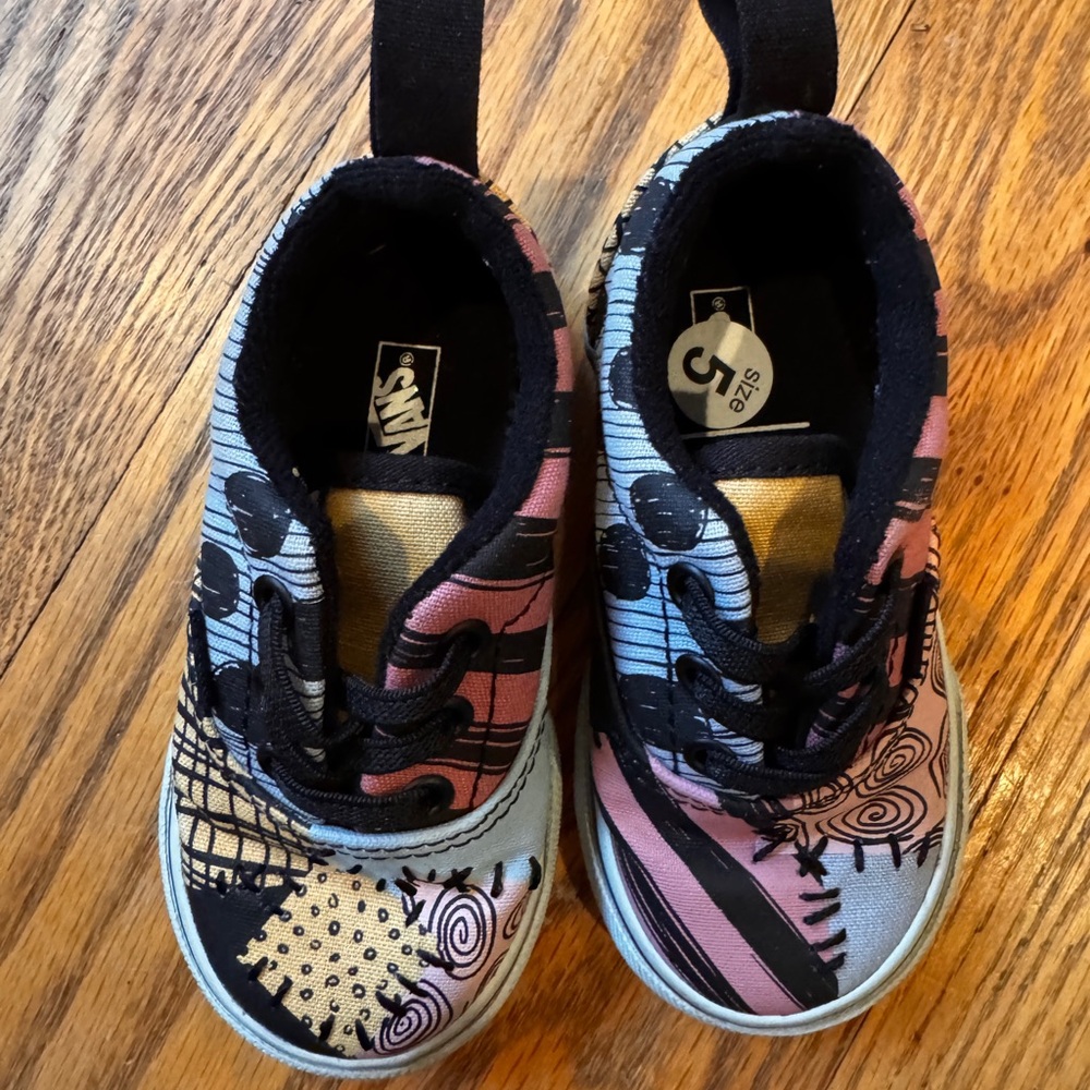 Vans Nightmare Before Christmas Shoes // Size 5